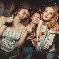 Balcony Club / Donnerstag, 6. April 2023 - 105.jpg